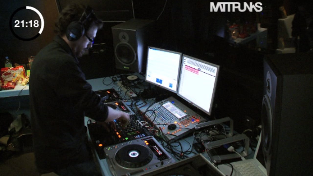 Thumbnail for "Live mix 6"