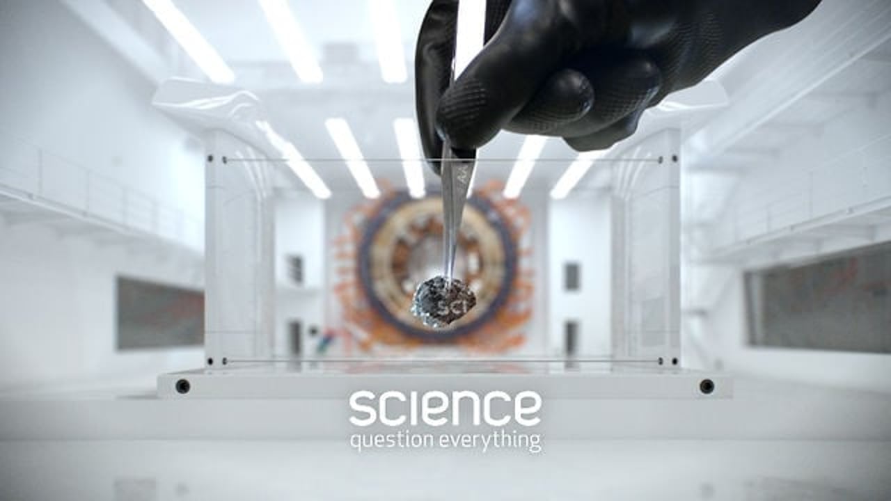 Vignette de « Science - Collider »